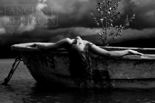 556324_374069429354602_467959534_b