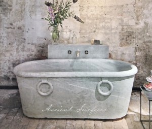 Carrara Marble Bath Tub